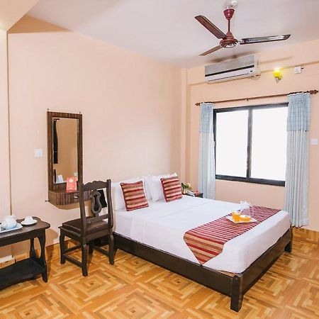 Hotel Ezen Pokhara Exterior foto
